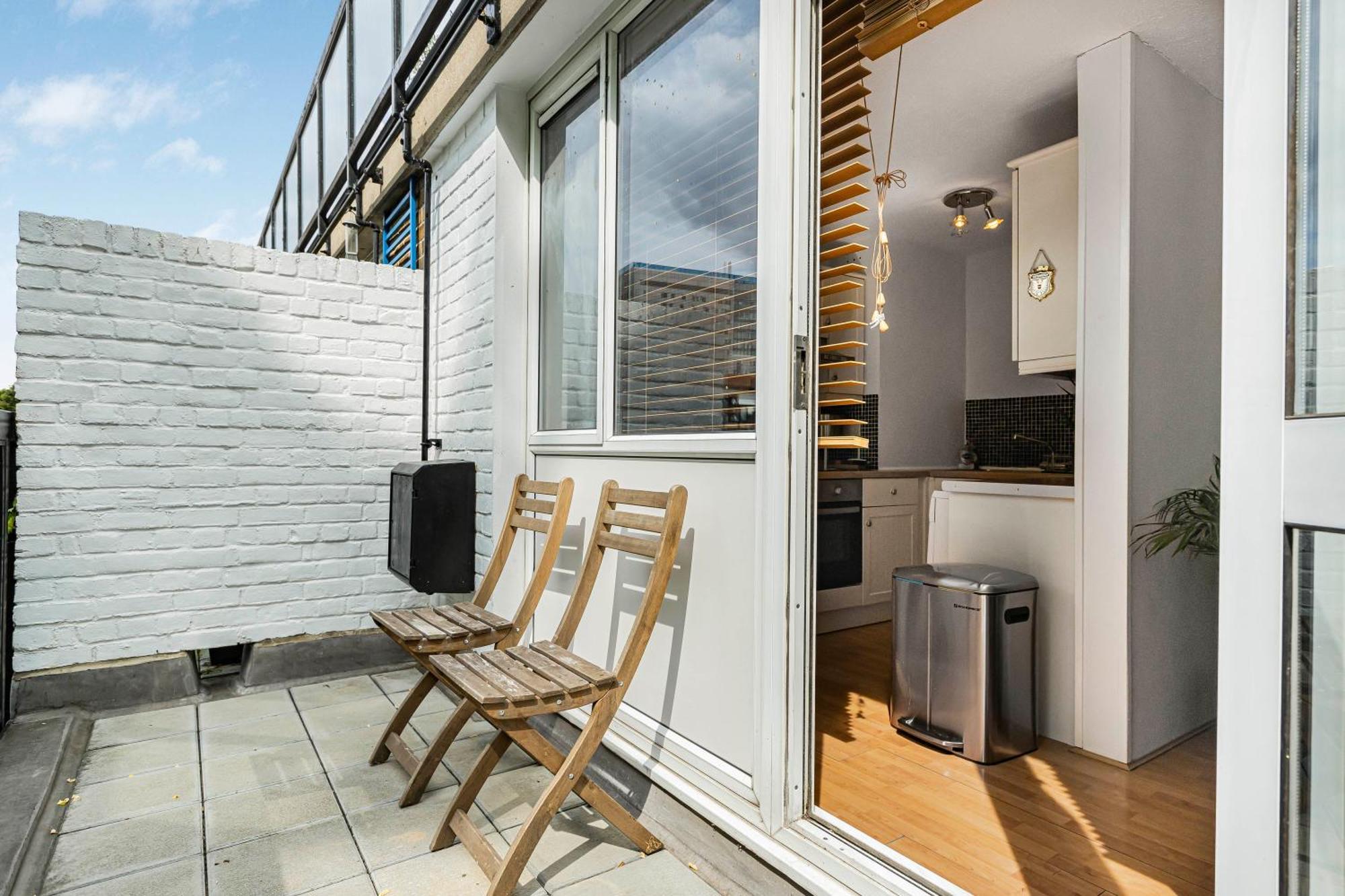 Pass The Keys Whitechapel Studio With Balcony Apartment London Exterior photo