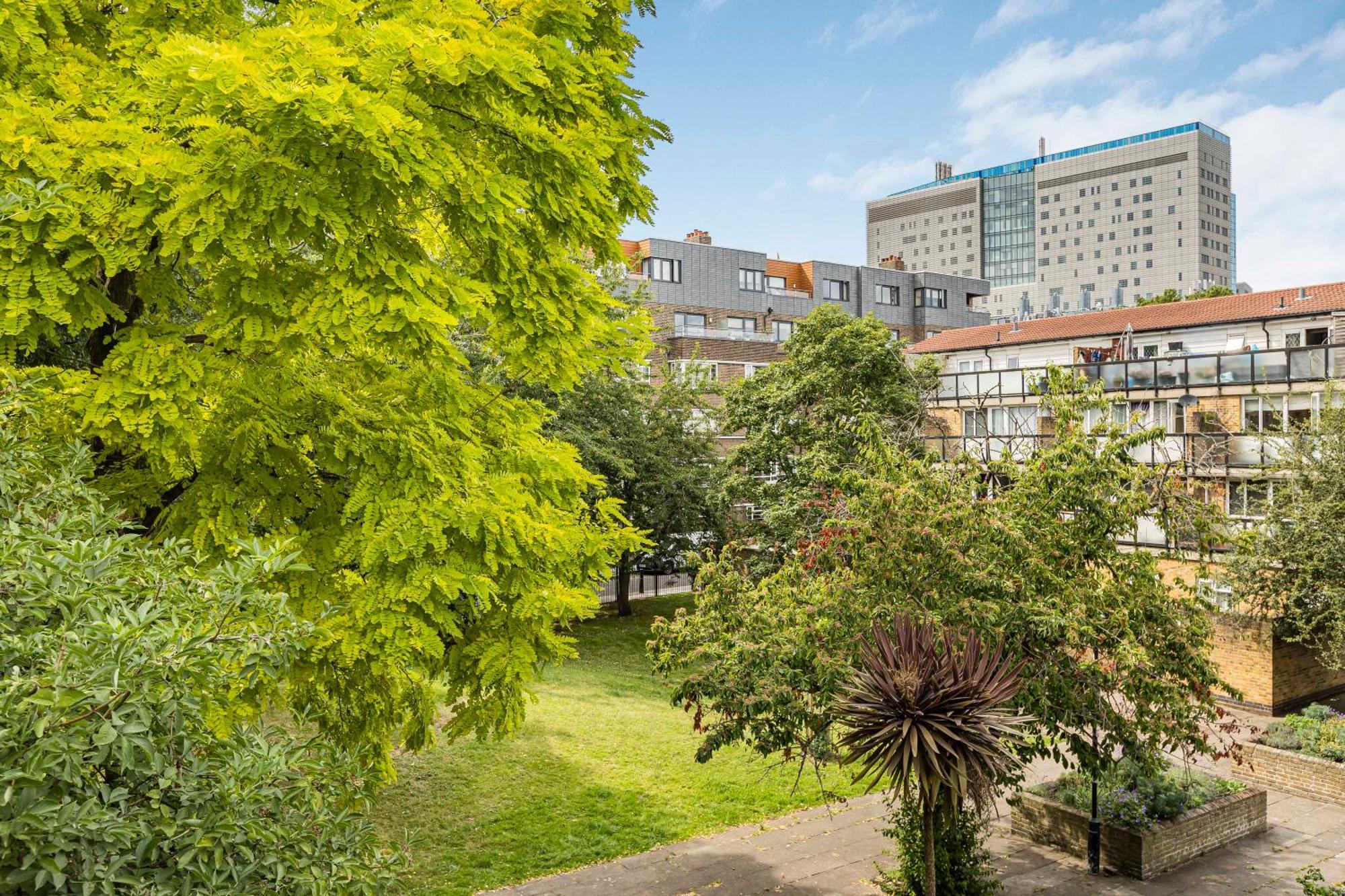 Pass The Keys Whitechapel Studio With Balcony Apartment London Exterior photo